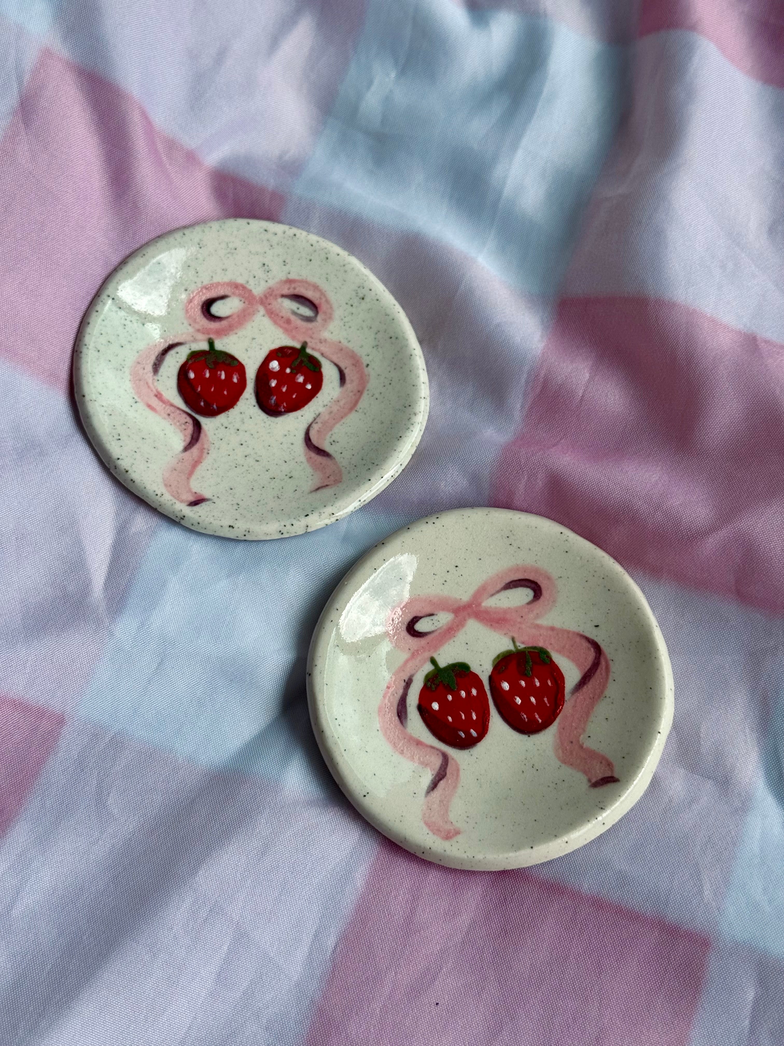 Mini Strawberry Dish