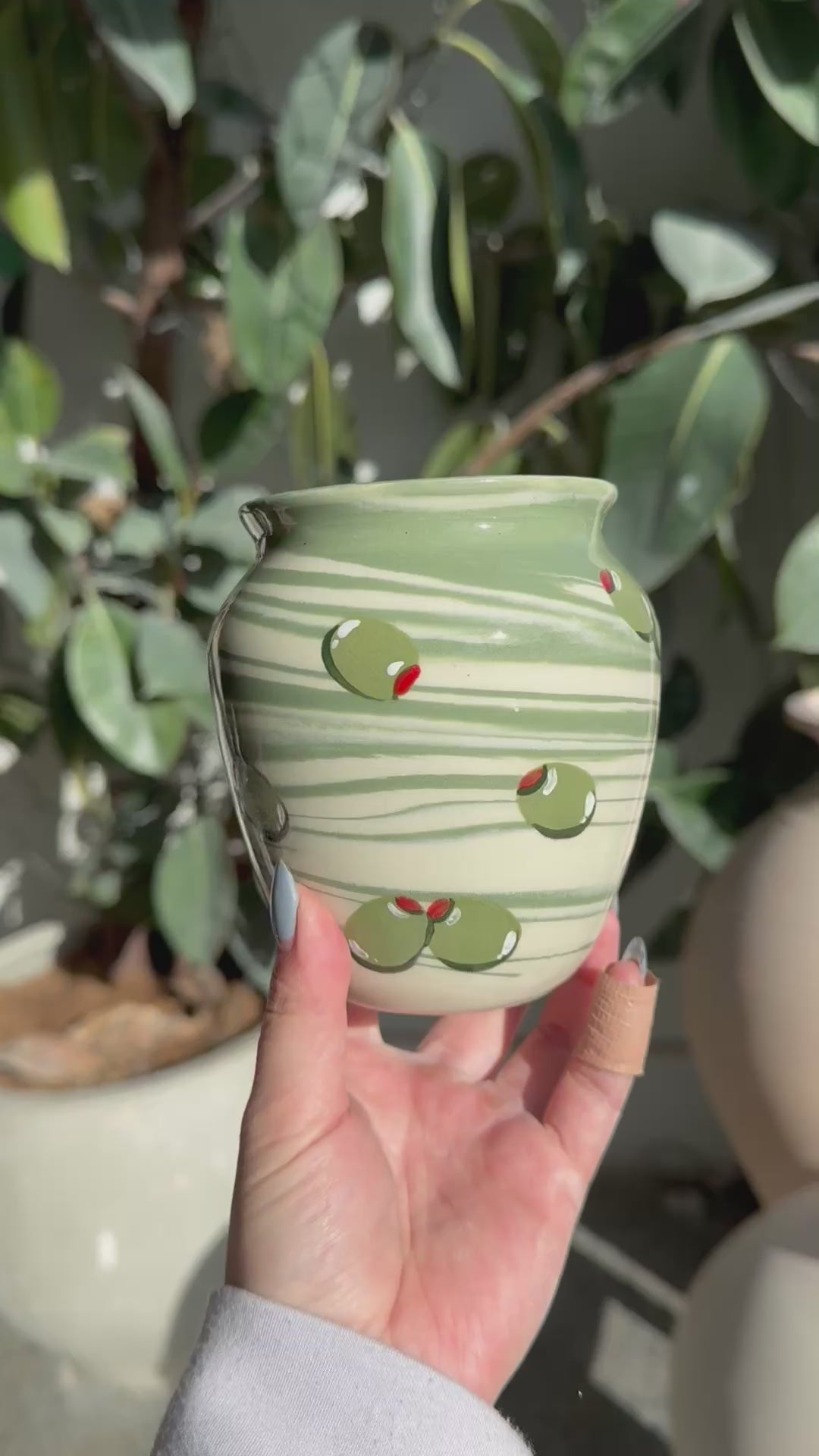 Load video: Olive Swirl Vase