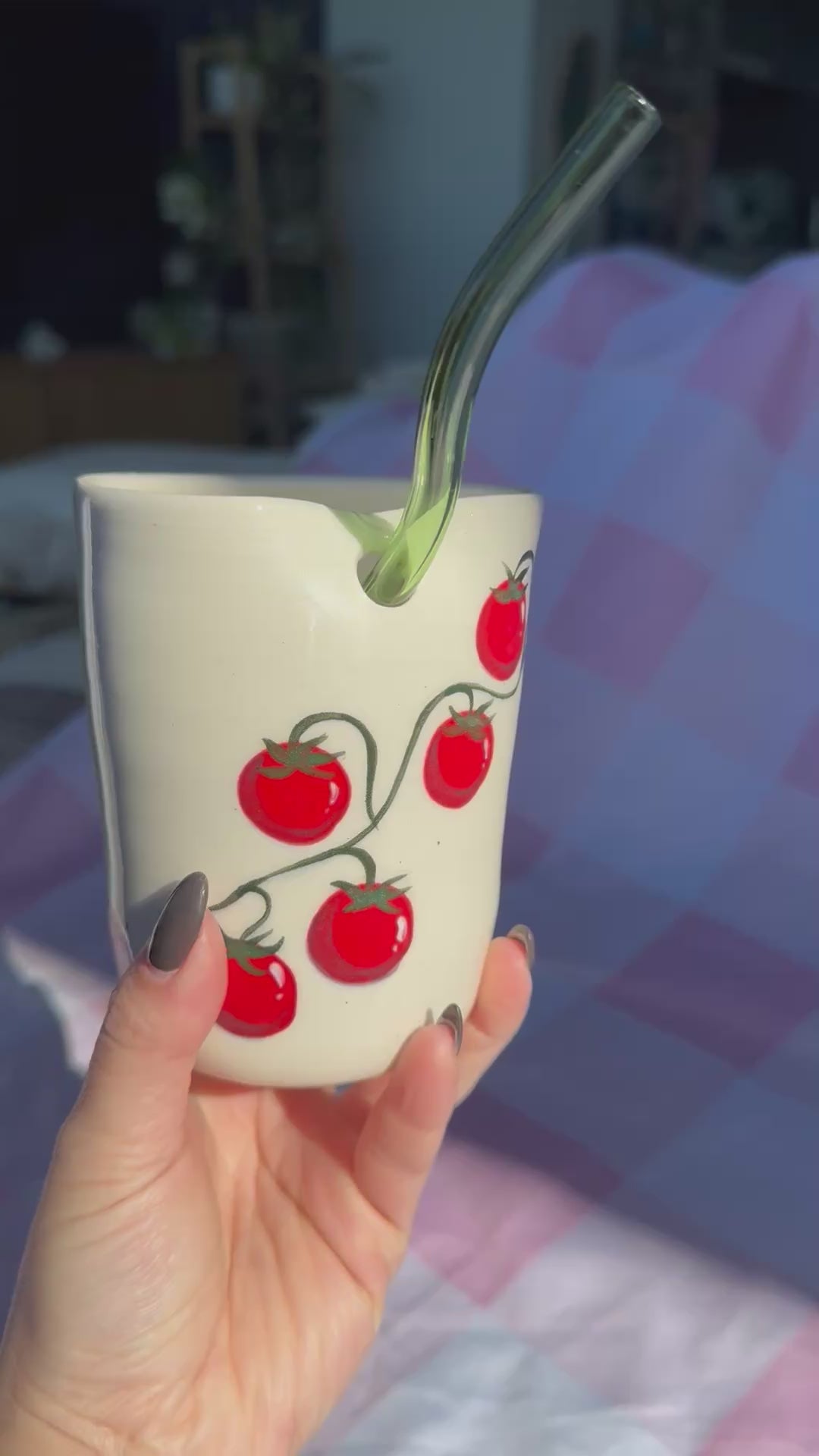 Load video: Tomato Sippy Cup with Straw